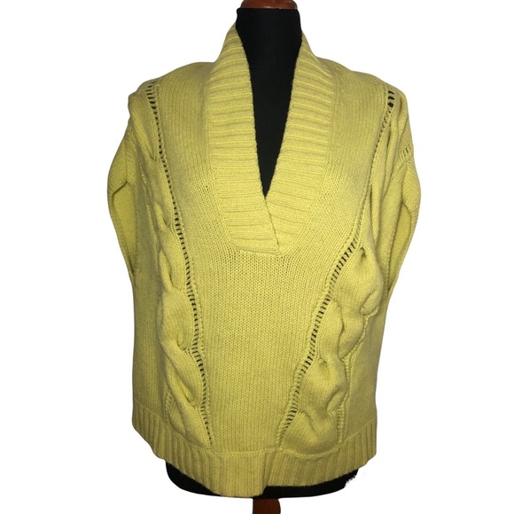 Theory Sweaters - THEORY size Medium Chunky Sweater Vest V Neck Wool Cashmere